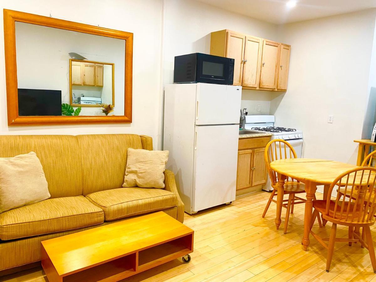 Private Homestay *